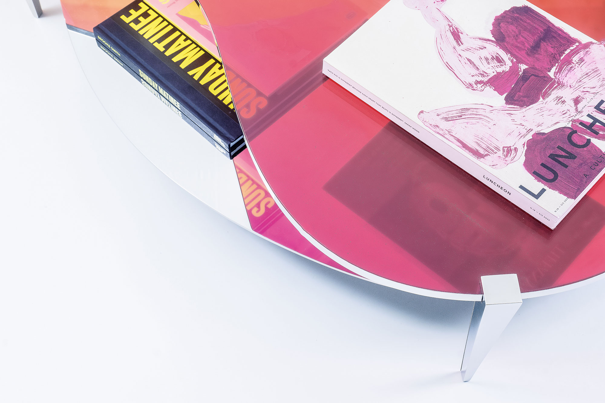 Low Table LT01 by ODA LIK – edge detail revealing iridescent tones