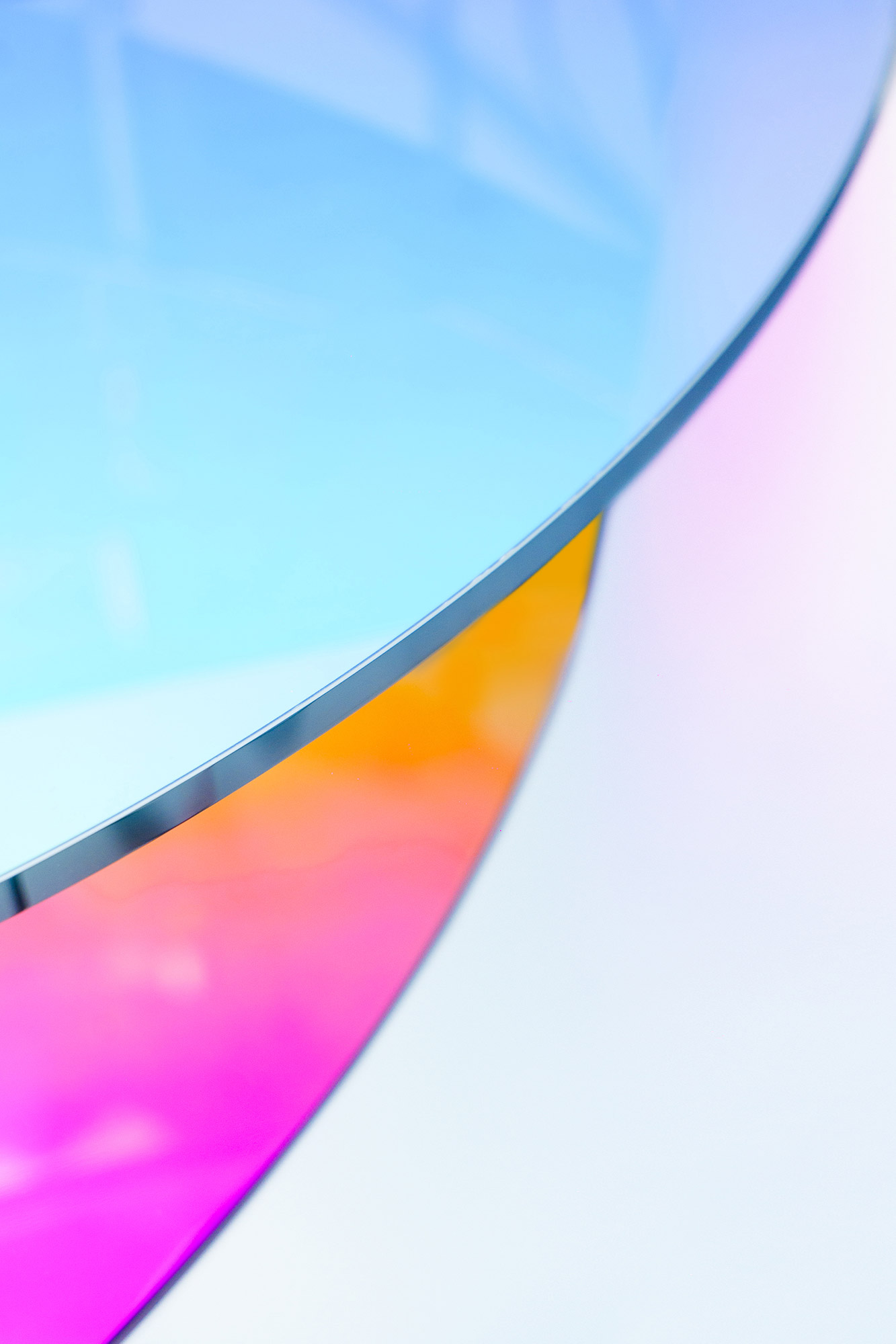 02-odalik-console-c01-three-quarter-view