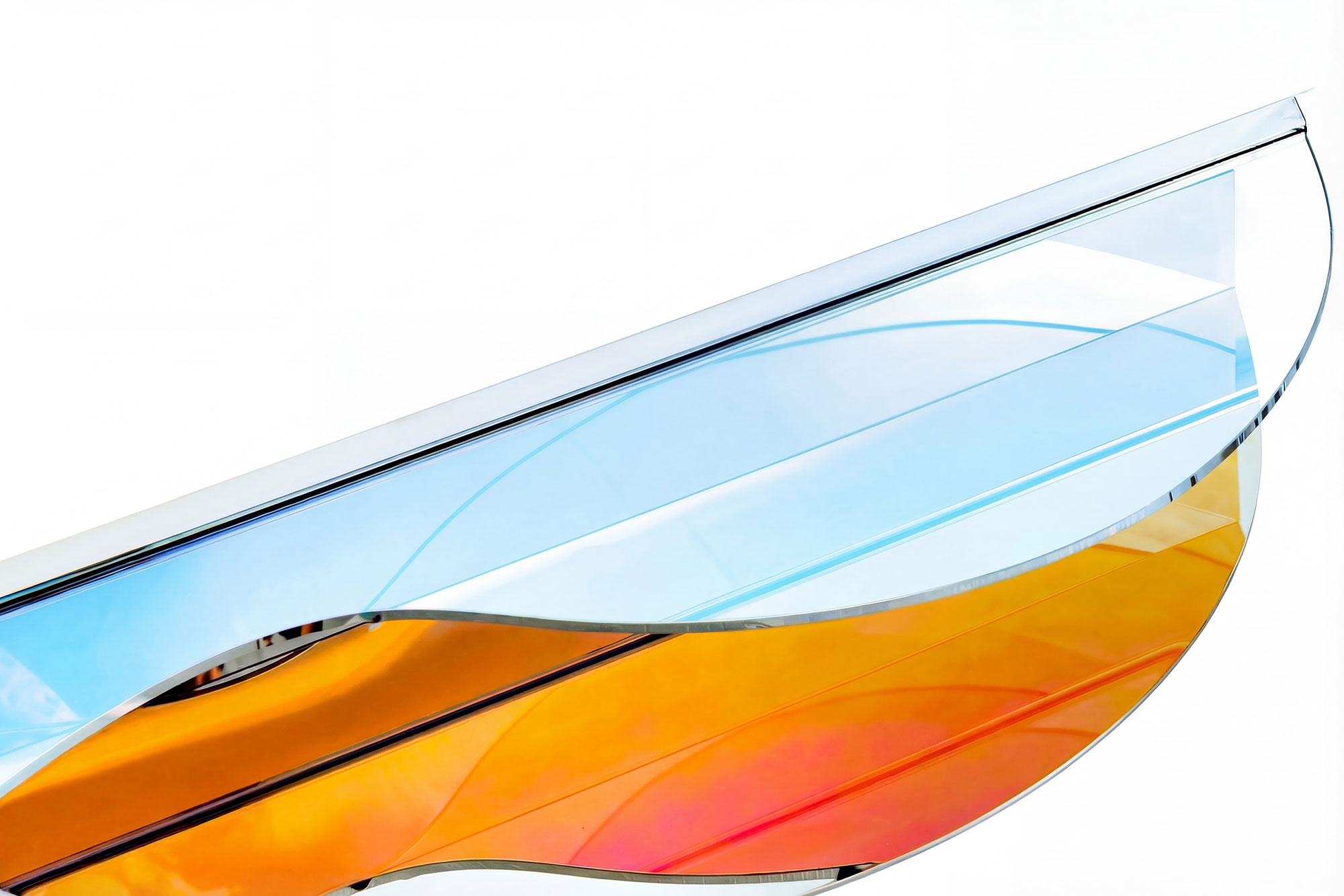 14-odalik-console-c01-iridescent-glass