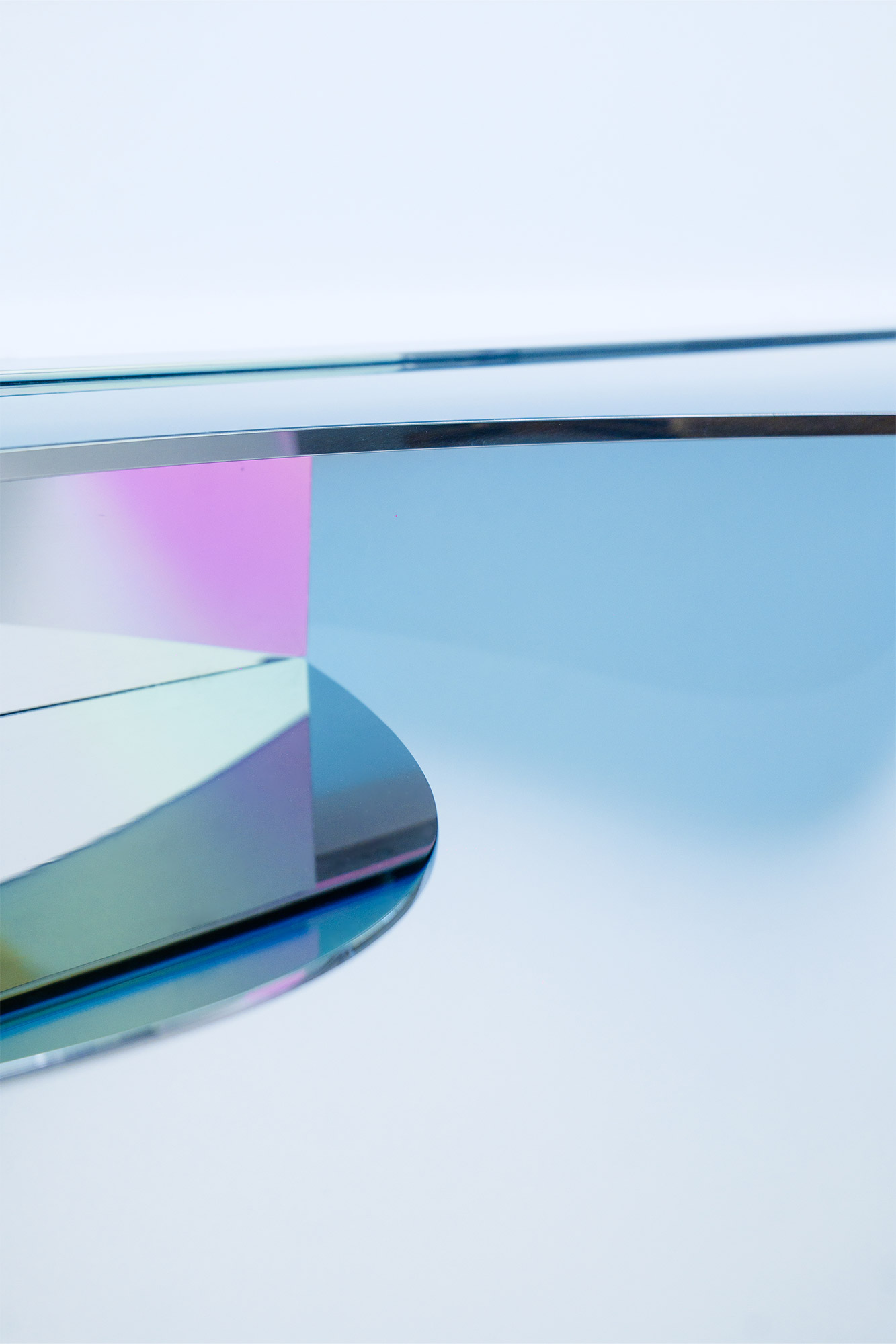 18-odalik-console-c01-abstract-composition