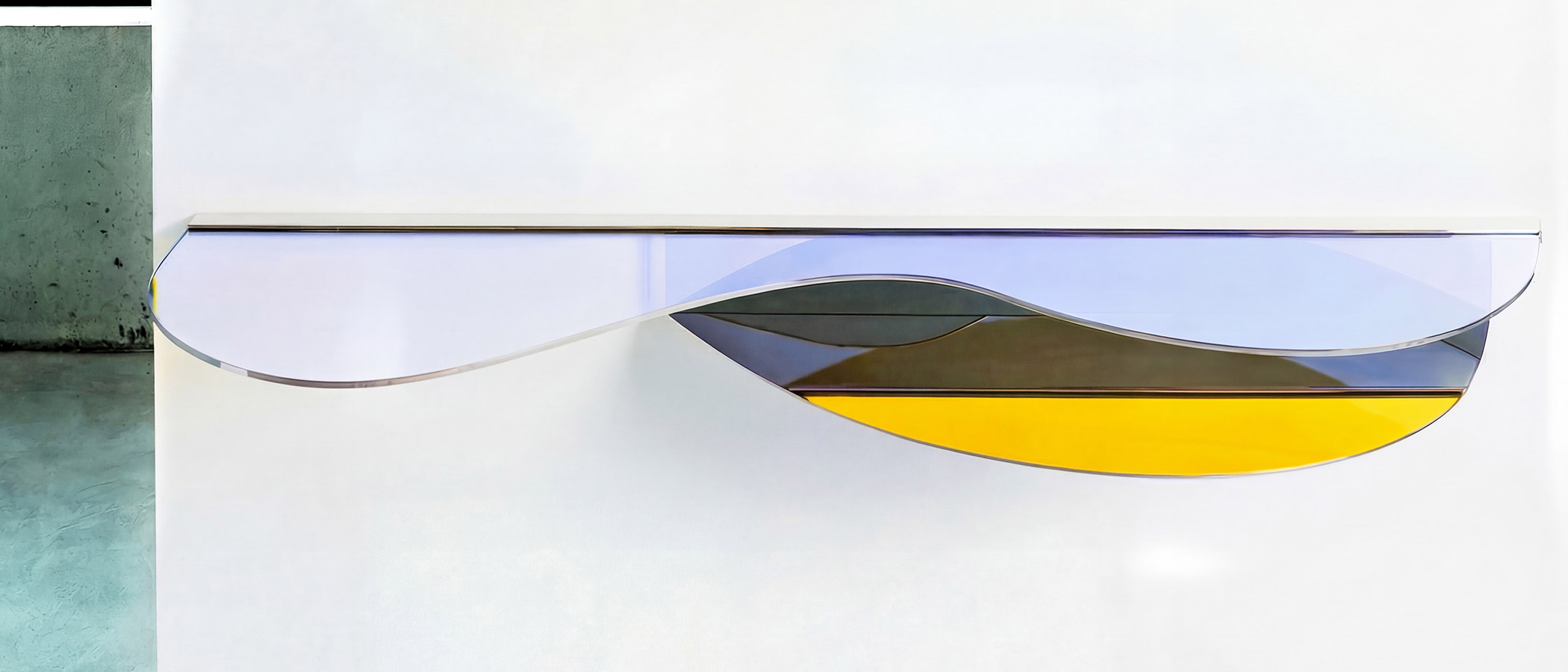 odalik-collectible-design-console-c01-perspective